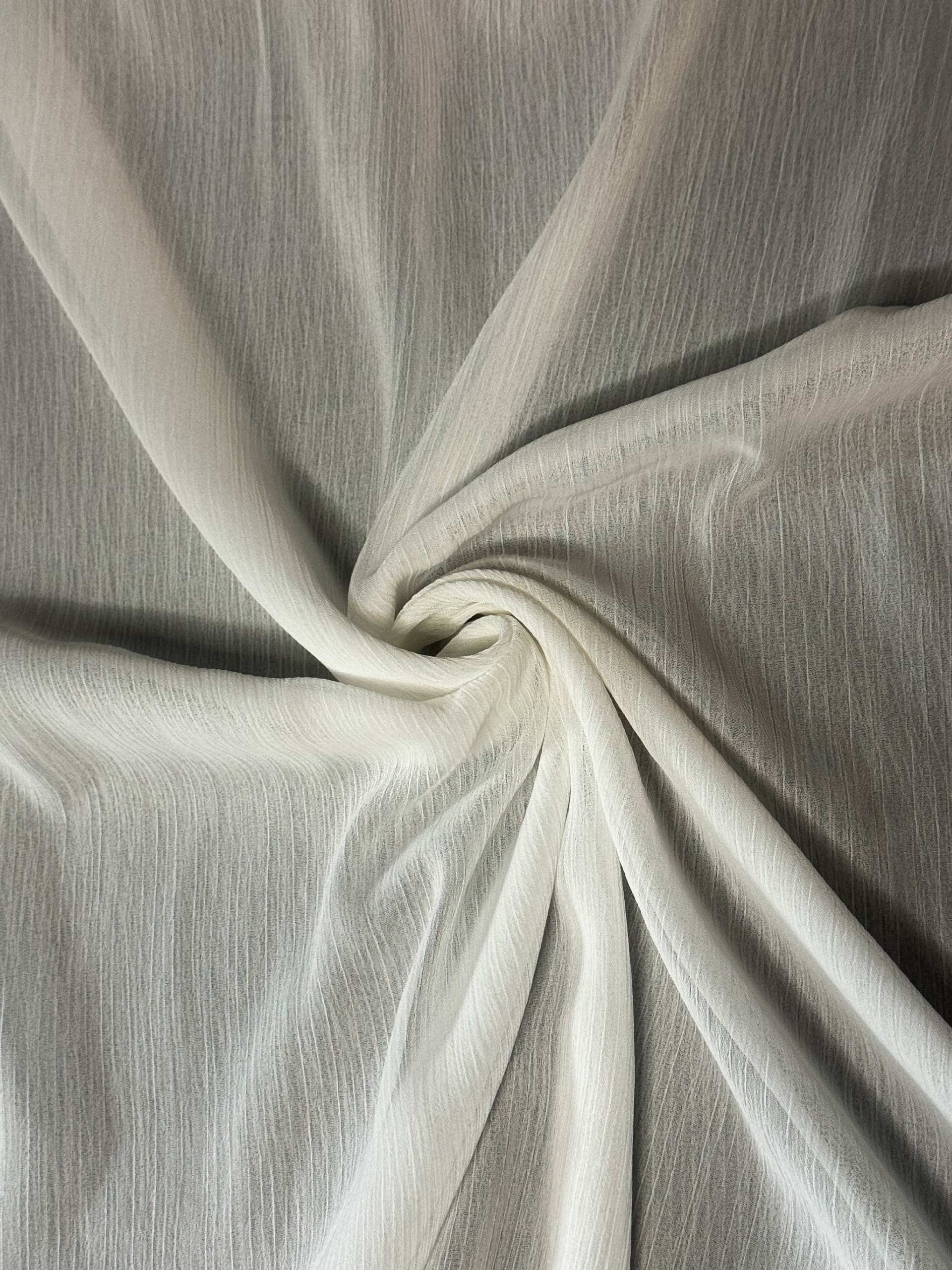 WOVEN CHIFFON PLAIN