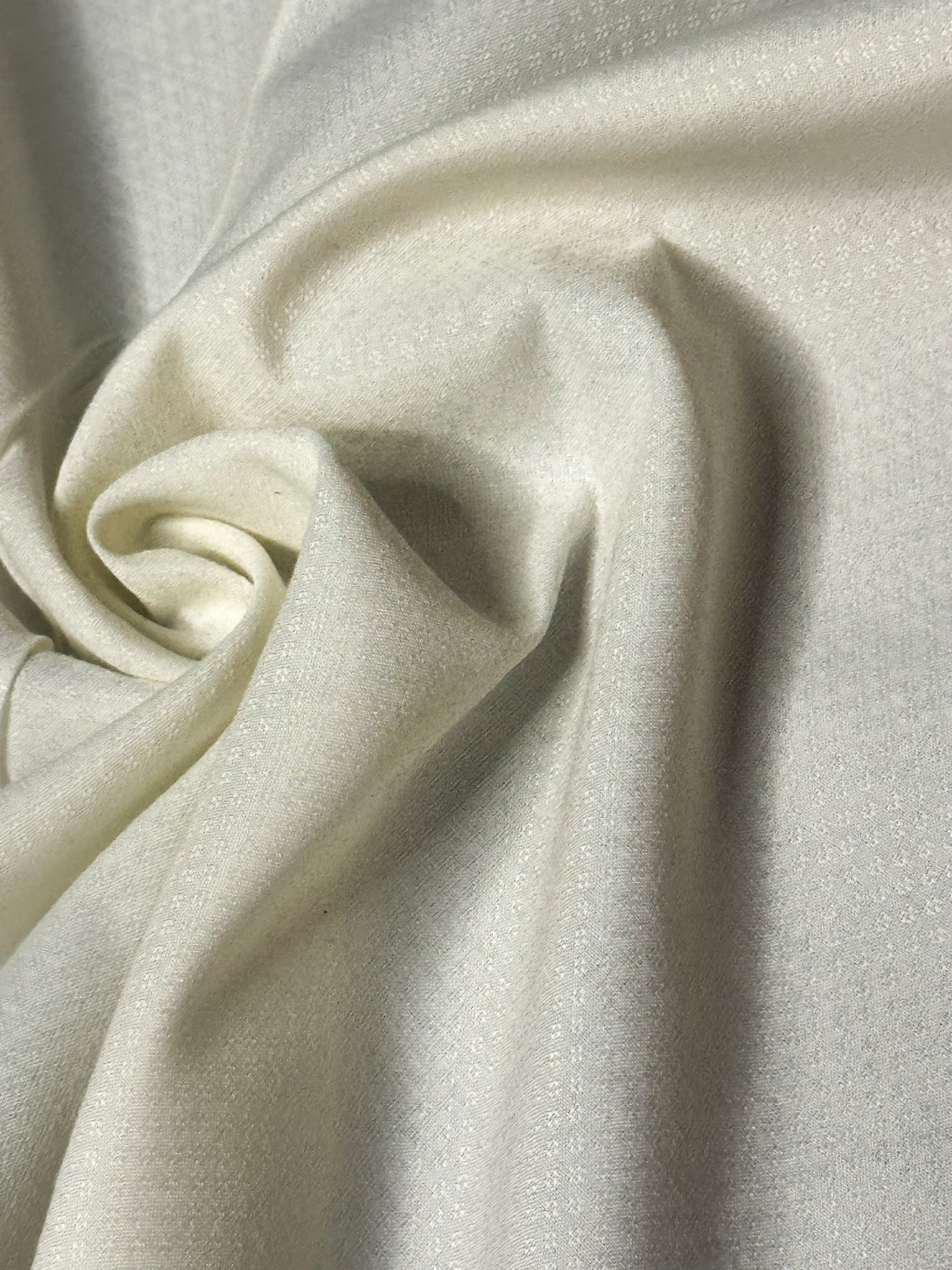 WOVEN CREP PLAIN